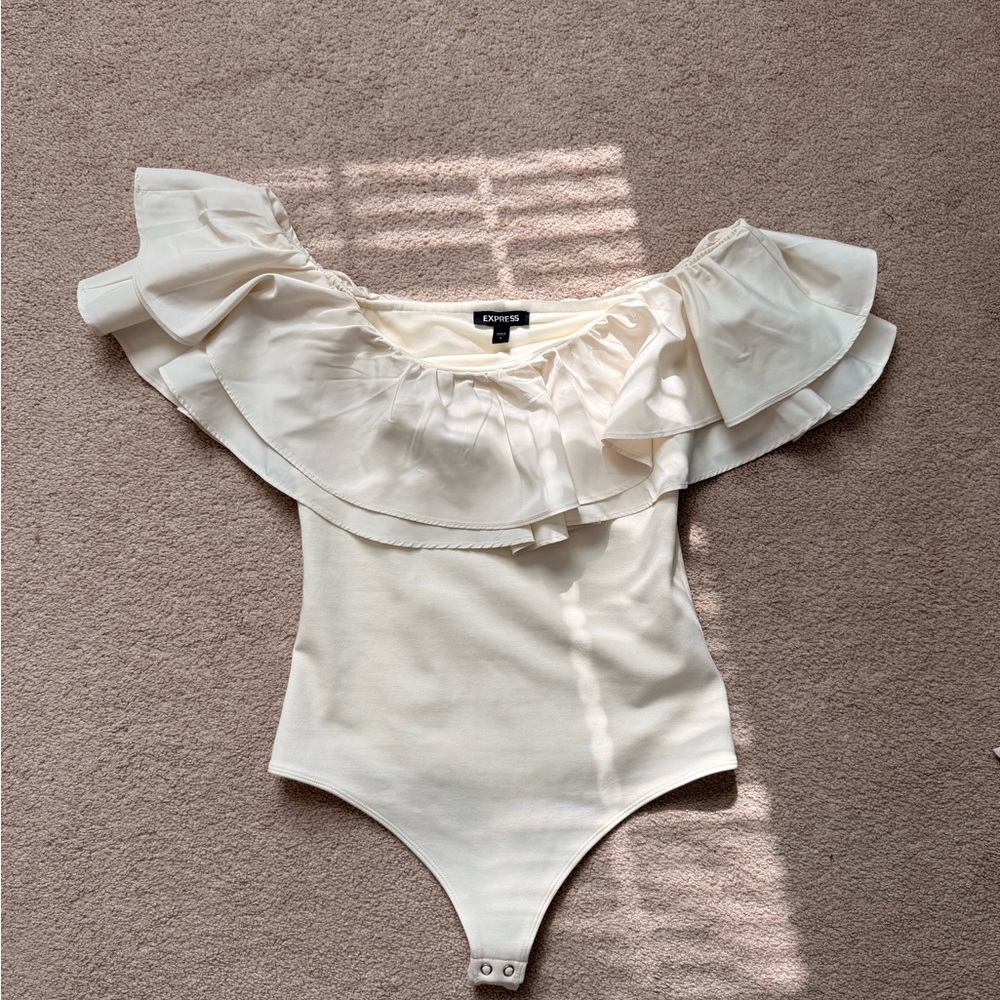 Express Cream Ruffle Detail Top